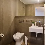 Loft With Balcony On City's Important Street Apartamento *