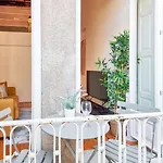 Loft With Balcony On City's Important Street Oporto