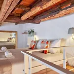 Loft With Balcony On City's Important Street Apartamento Oporto