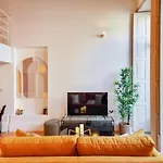 Apartamento Loft With Balcony On City's Important Street Oporto