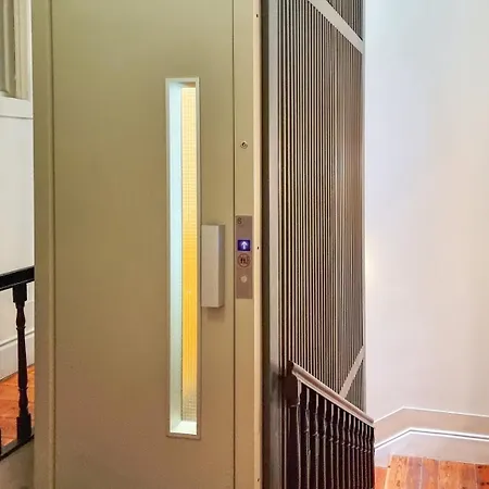 Loft With Balcony On City's Important Street Lejlighed