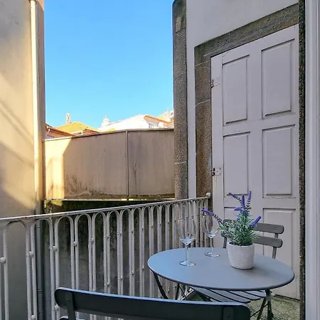 Loft With Balcony On City's Important Street Lejlighed *