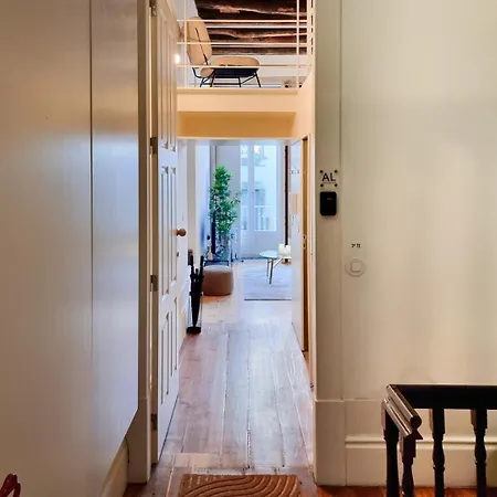 Luksusowy namiot Loft With Balcony On City's Important Street *