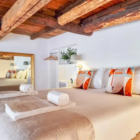 Apartament Loft With Balcony On City's Important Street *