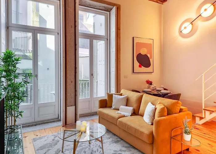 Loft With Balcony On City's Important Street Oporto