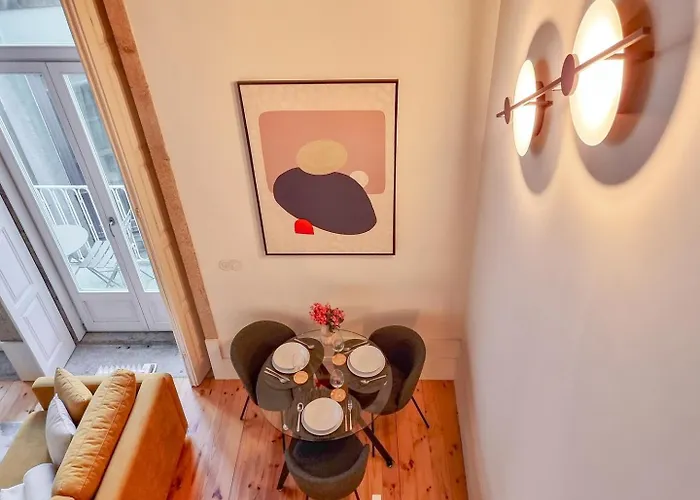 Loft With Balcony On City's Important Street Appartamento