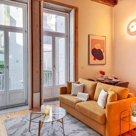 Loft With Balcony On City's Important Street Oporto
