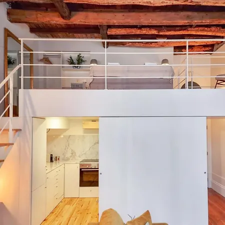 Daire Loft With Balcony On City's Important Street Porto