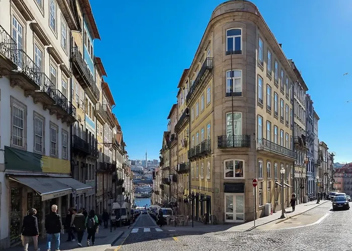 Loft With Balcony On City's Important Street Lejlighed Porto