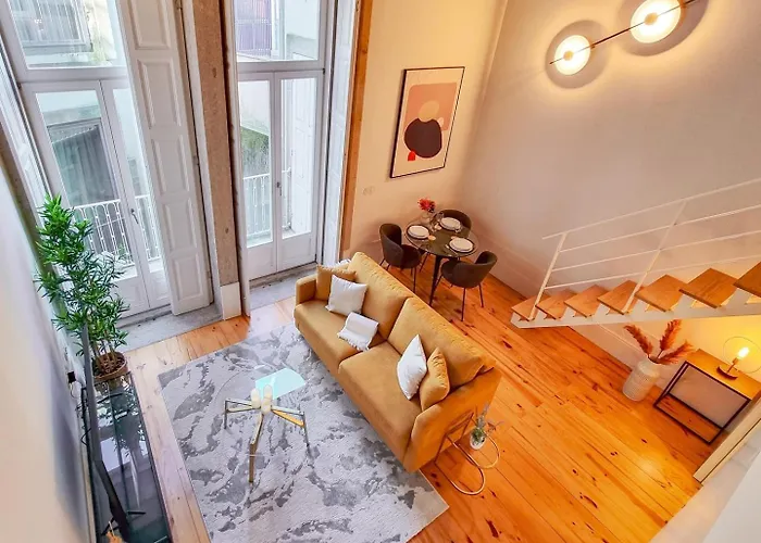 Loft With Balcony On City's Important Street Lejlighed