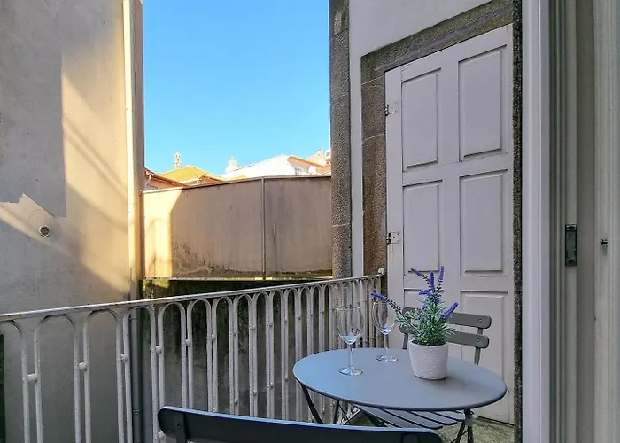 Loft With Balcony On City's Important Street Lejlighed *